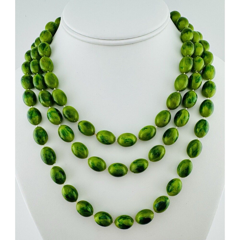 Vintage 56” Green Marbled Oval Bead Necklace Long Flapper Style Retro Jewelry